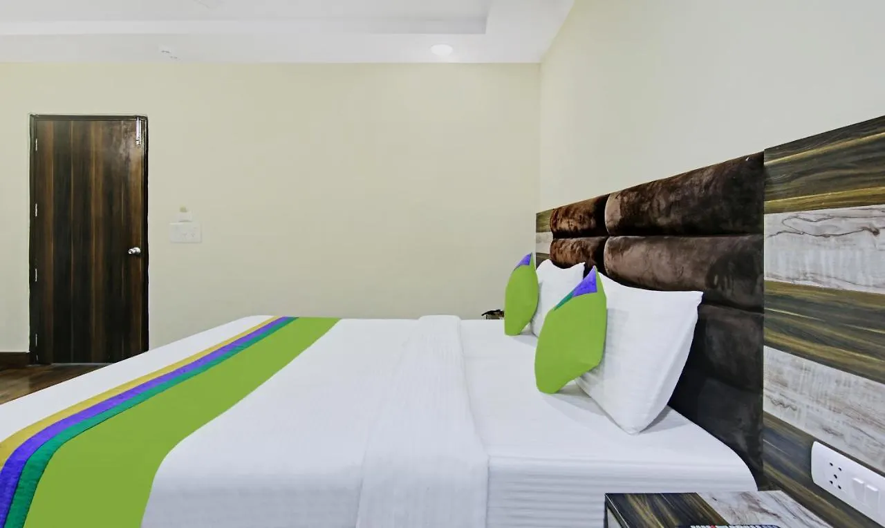 ***  Hotel Singh Continetal Delhi India