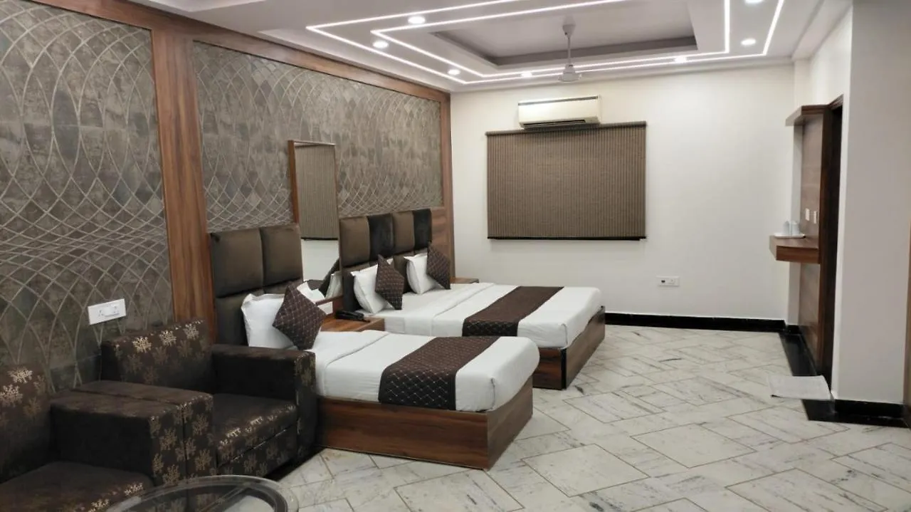 ***  Hotel Singh Continetal Delhi India
