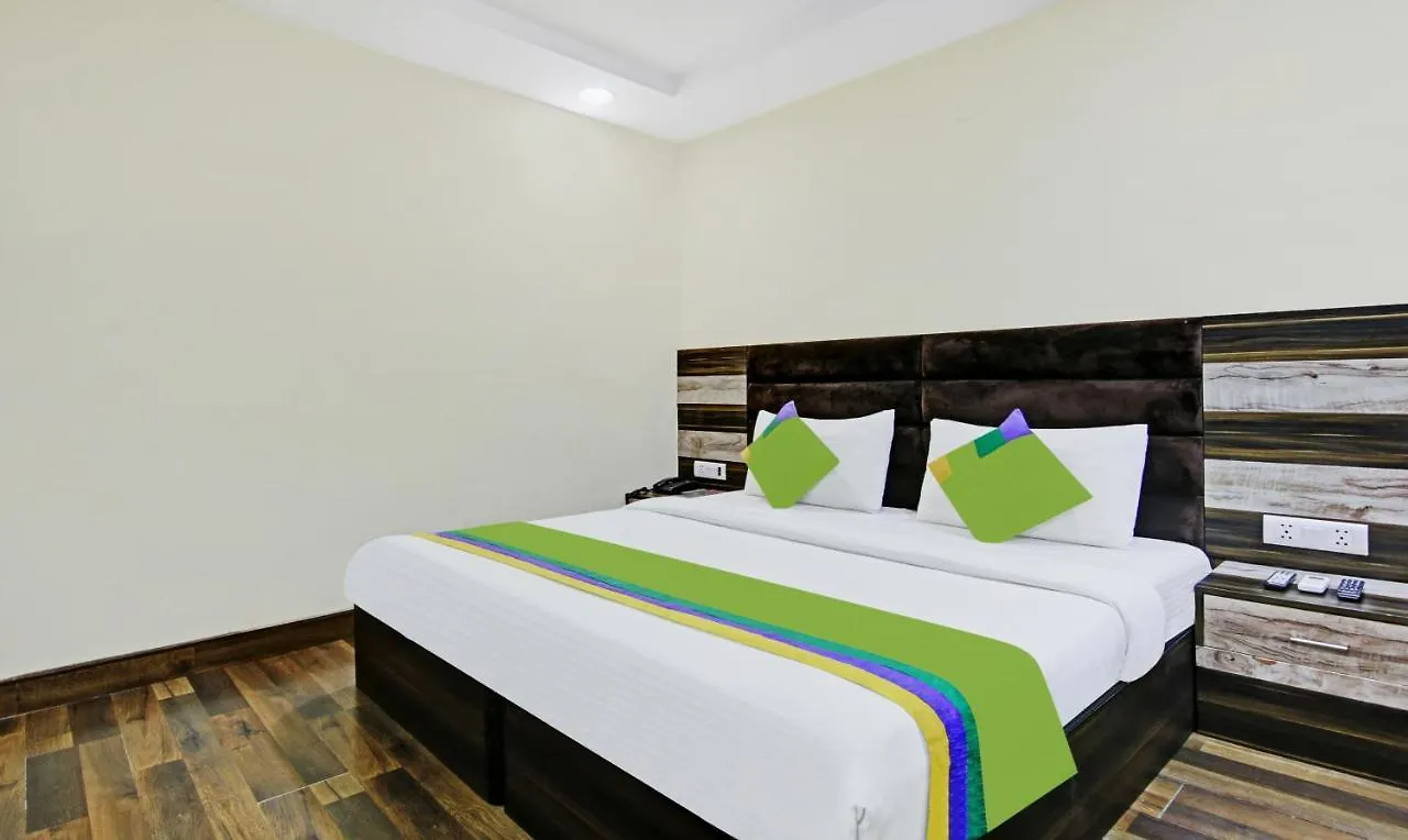Hotel Singh Continetal Delhi   Delhi (National Capital Territory of India)