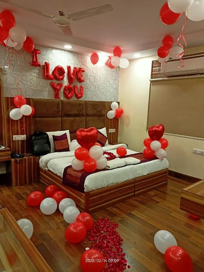 ***  Hotel Singh Continetal Delhi  India